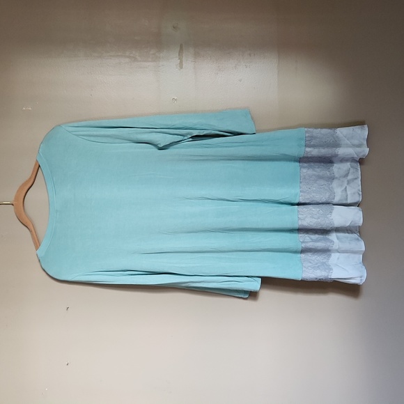 Logo by Lori Goldstein Tunic - Picture 6 of 6